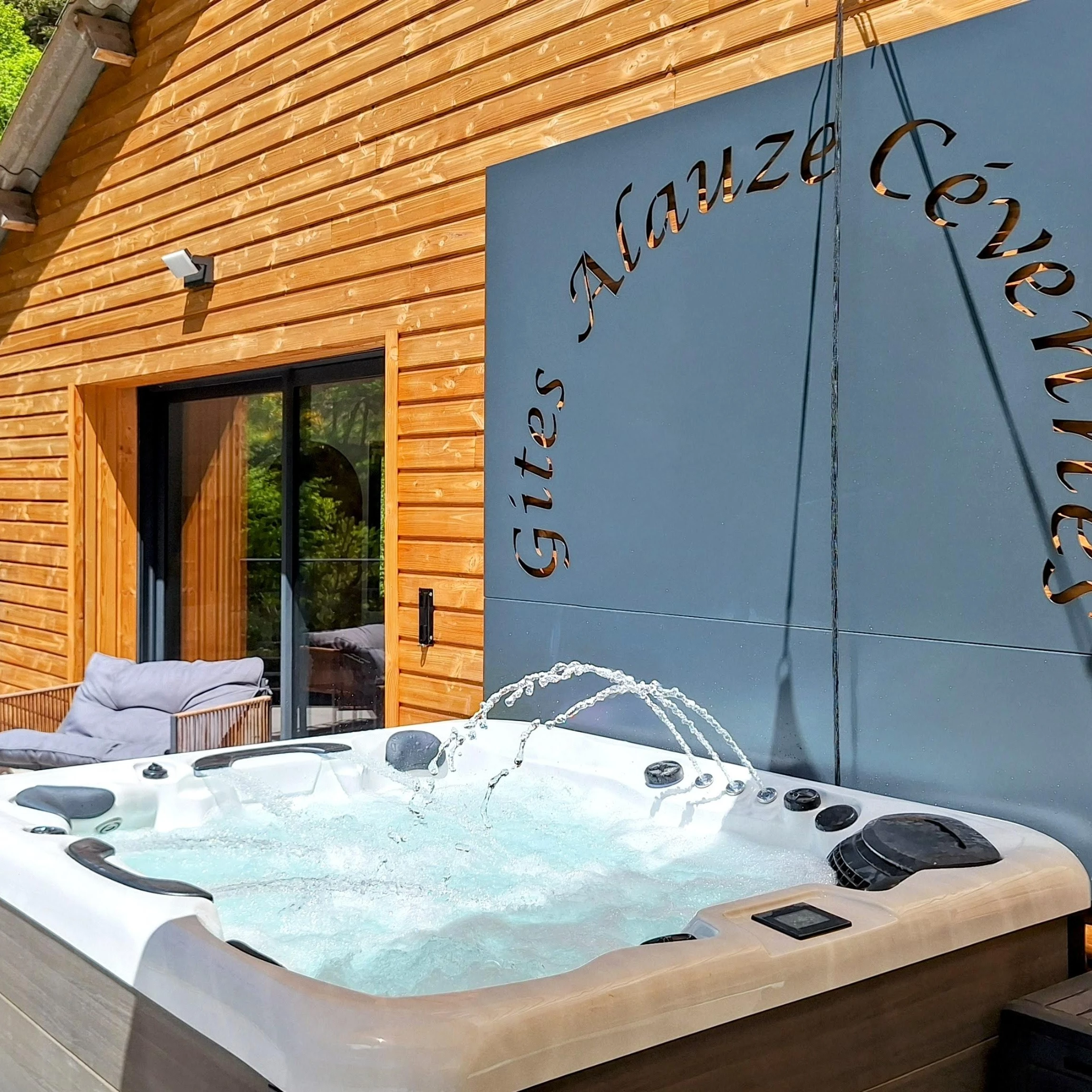 Gîte Alauze Cévennes Jacuzzi